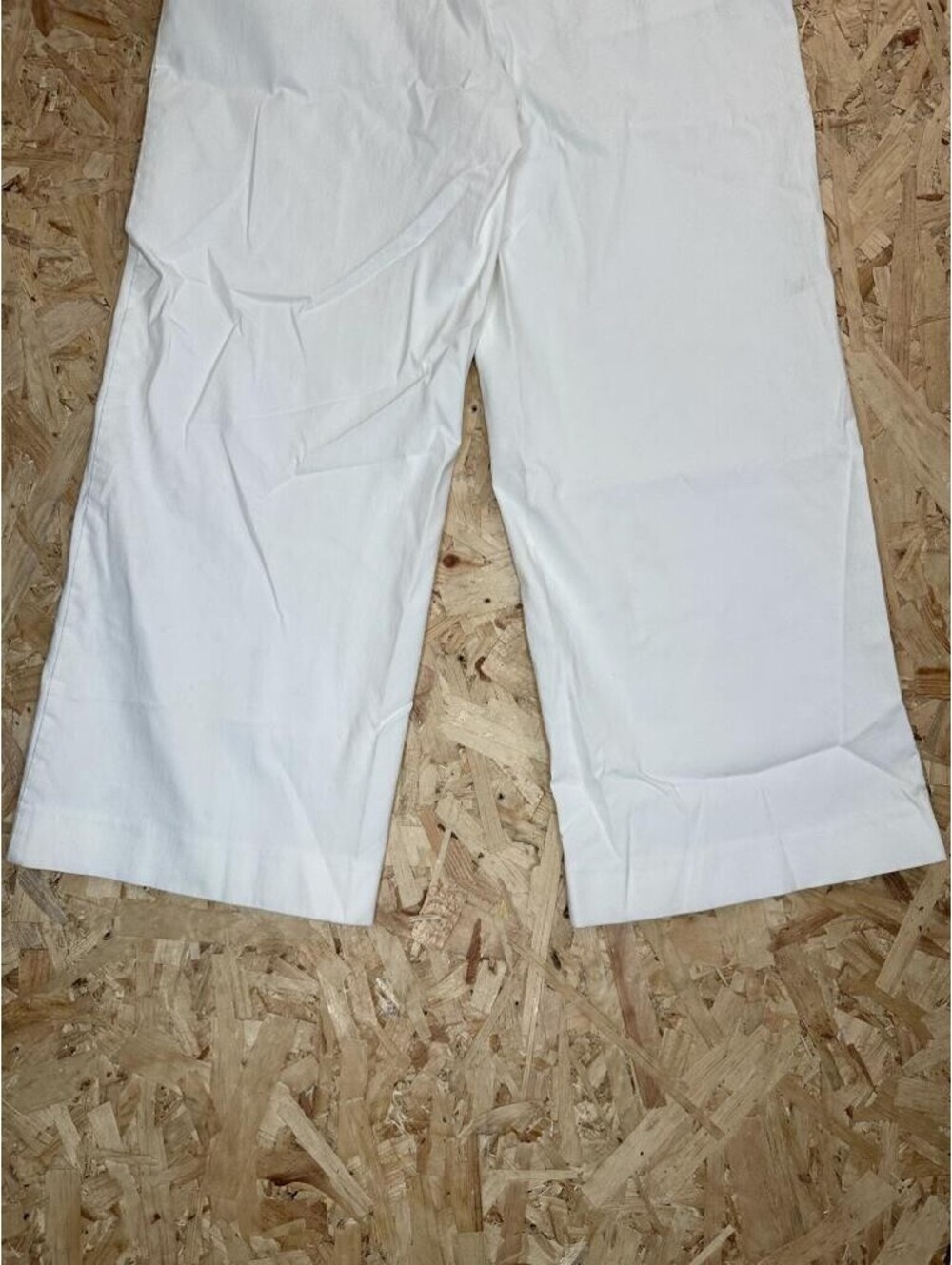 Chicos White Wide Leg Crop Pants Womens Size 0.5P US 6P Pull On Stretch Cropped - Picture 12 of 15